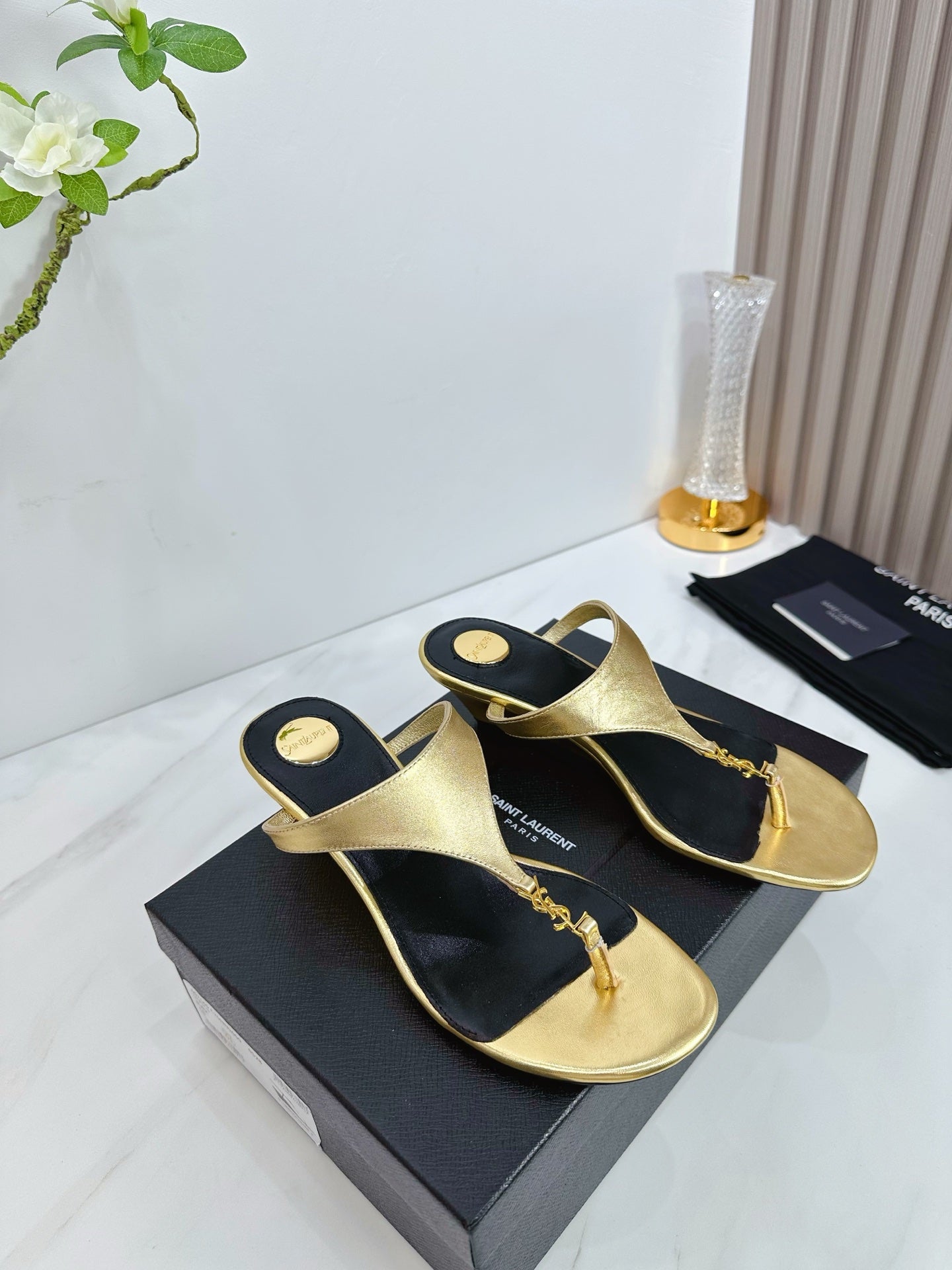 China Replica YSL Women Shoes 84usd Only