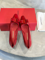 China Replica Ferragamo Women Shoes 98usd Only