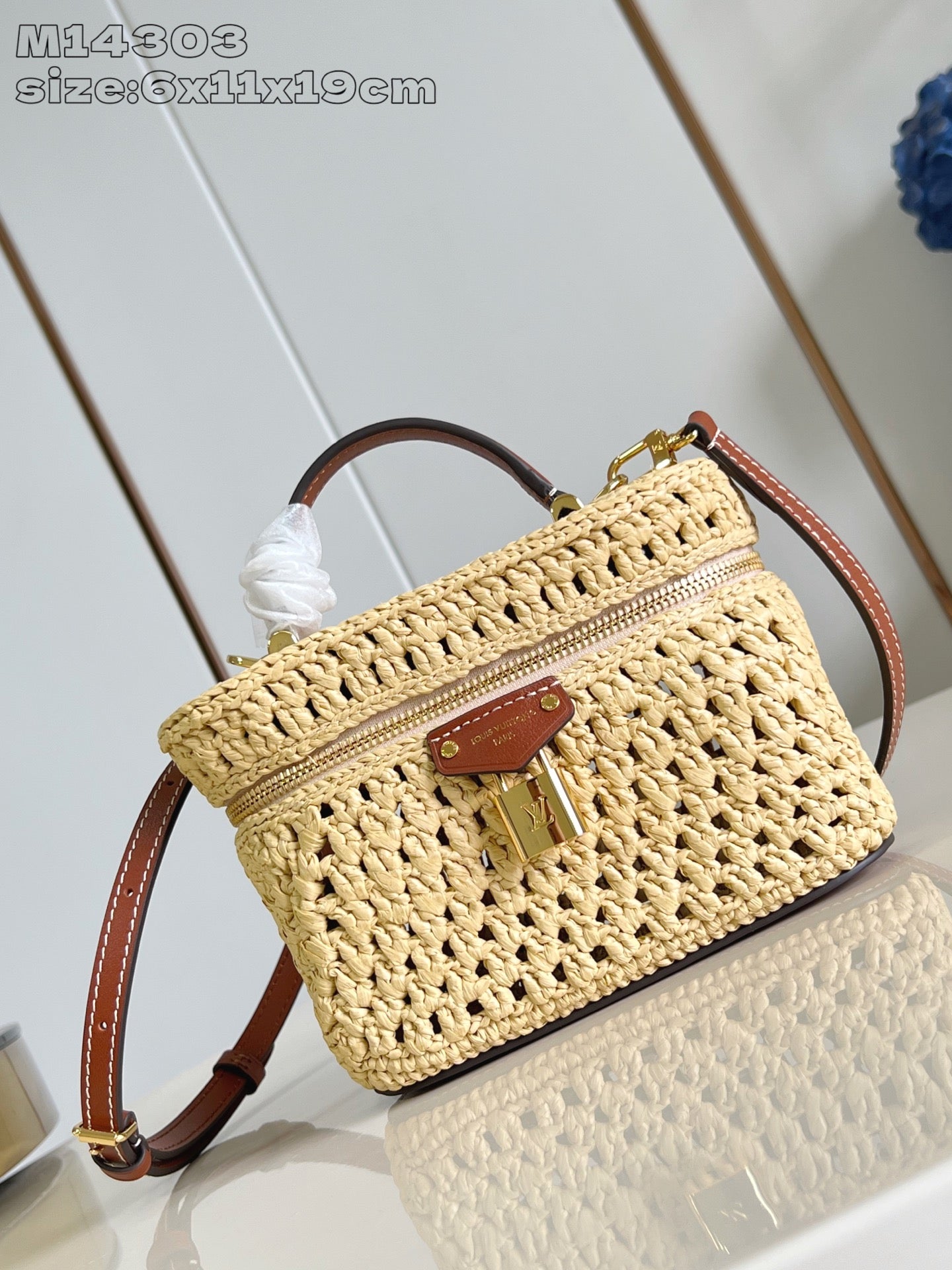 China Replica LV Handbags 195usd Only