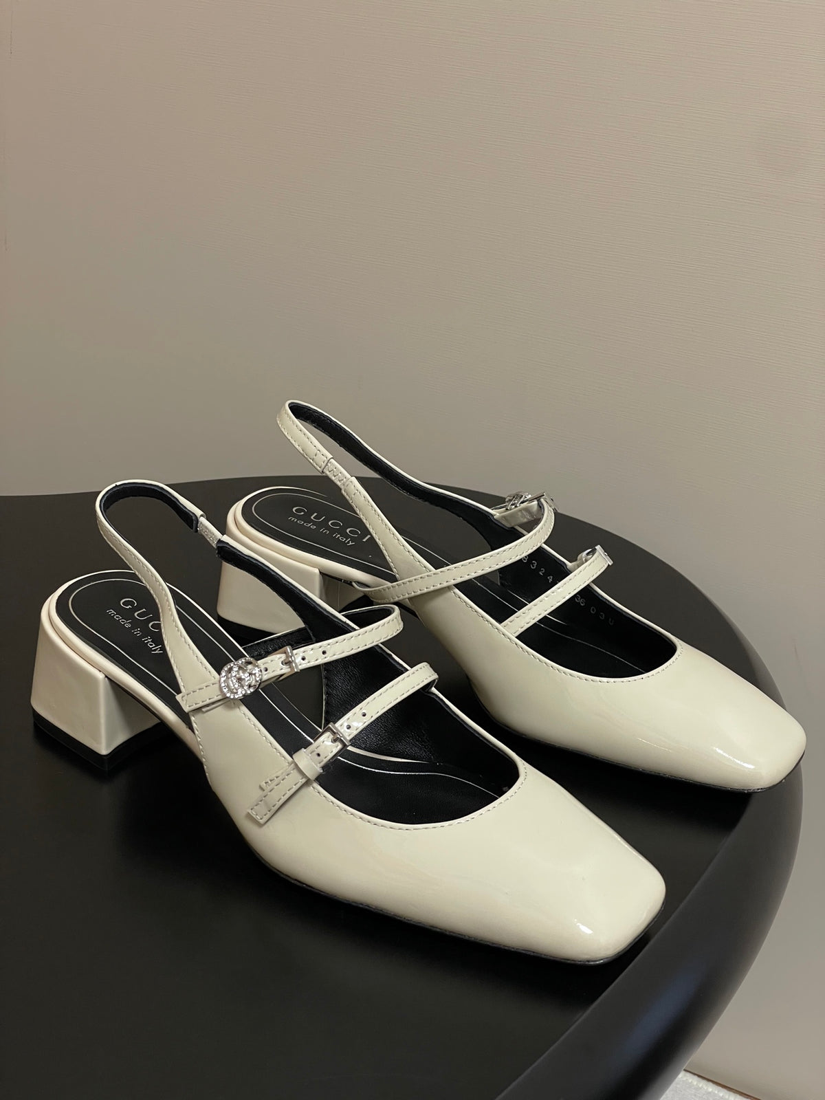 China Replica Gucci Women Shoes 102usd Only