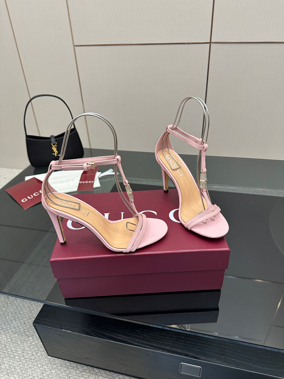 China Replica Gucci Women Shoes 98usd Only