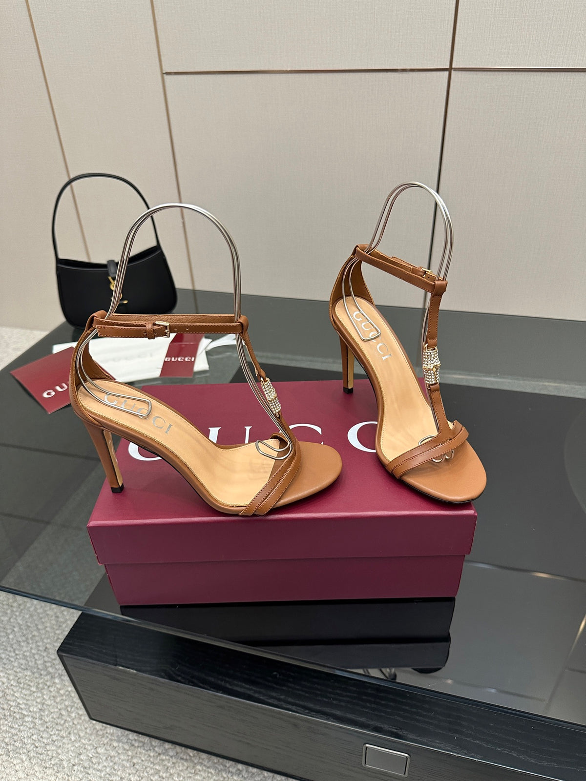 China Replica Gucci Women Shoes 98usd Only