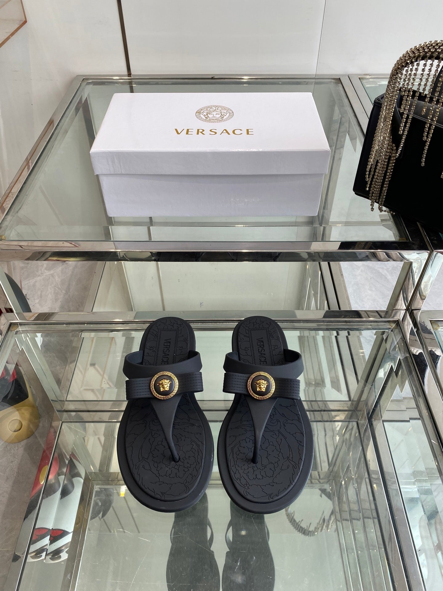 China Replica Versace Women Shoes 56usd Only