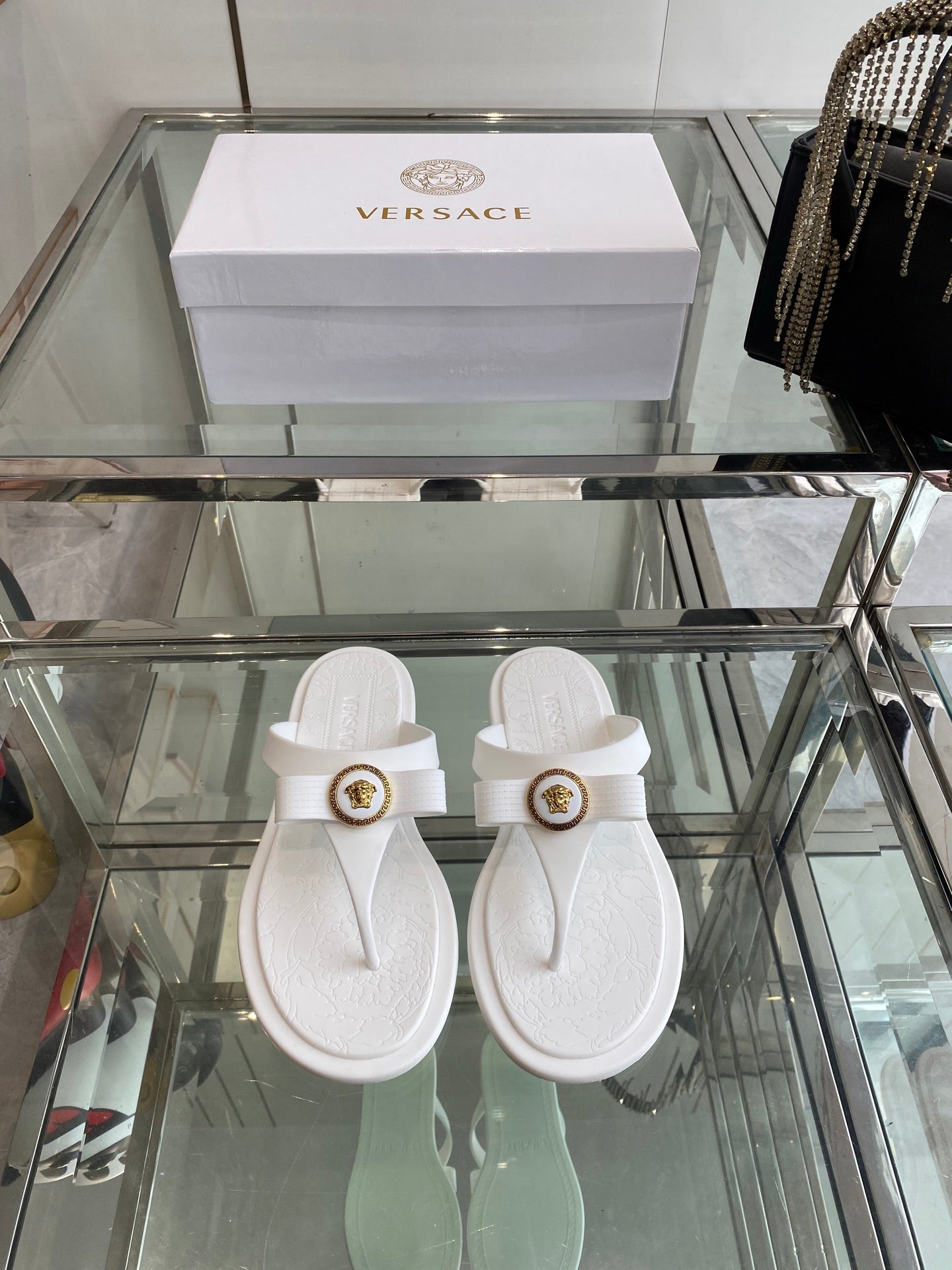 China Replica Versace Women Shoes 56usd Only