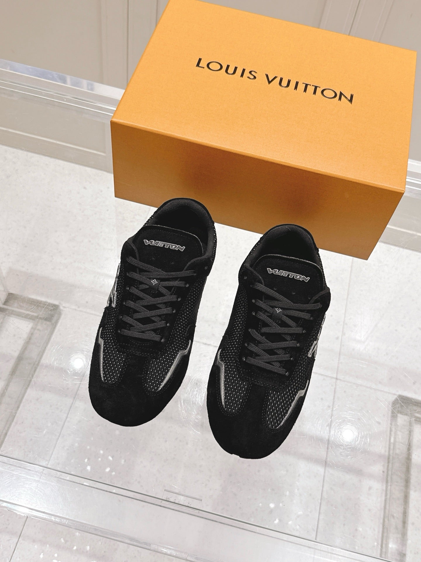 China Replica LV Women Shoes 130usd Only