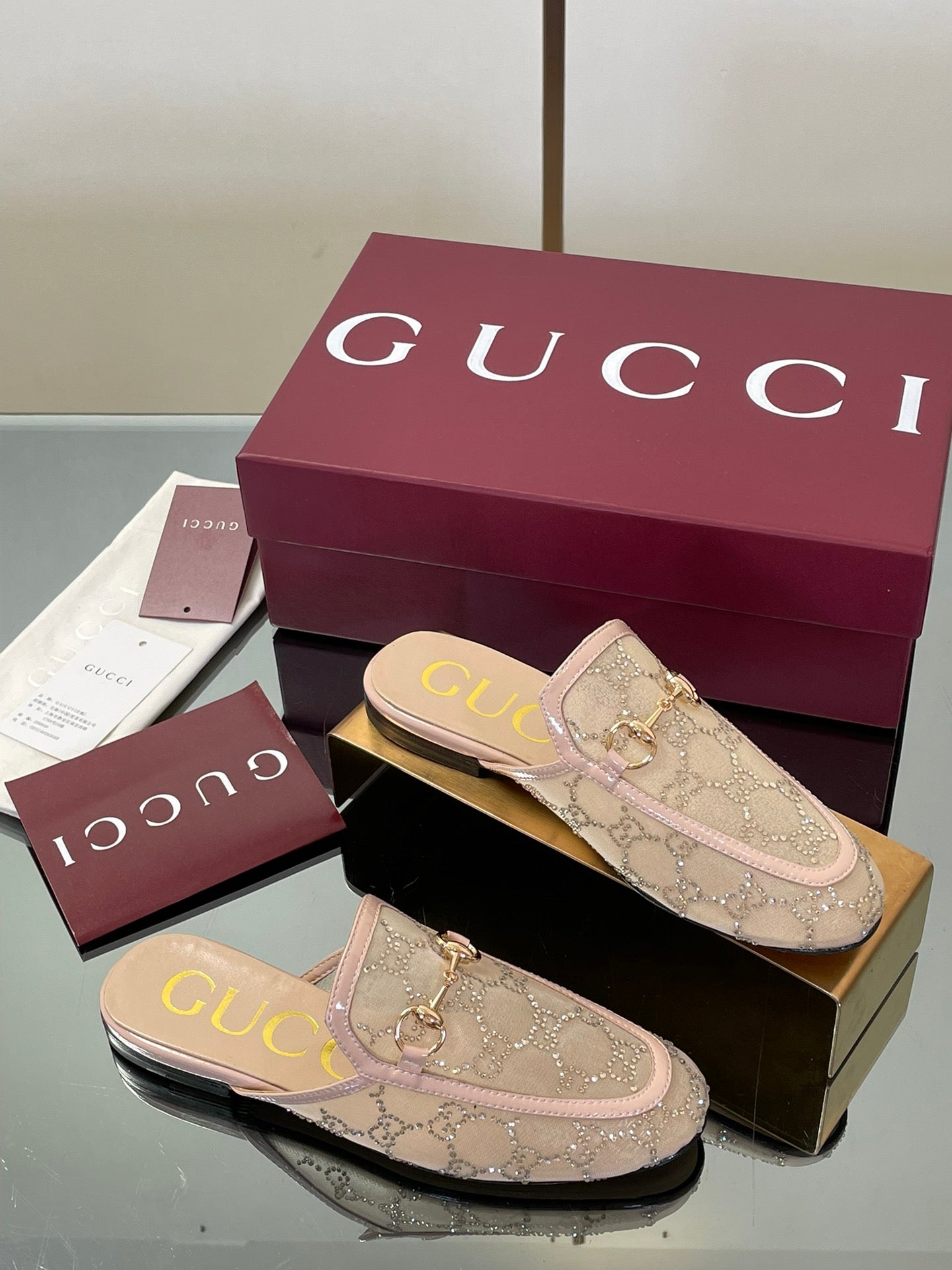 China Replica Gucci Women Shoes 100usd Only