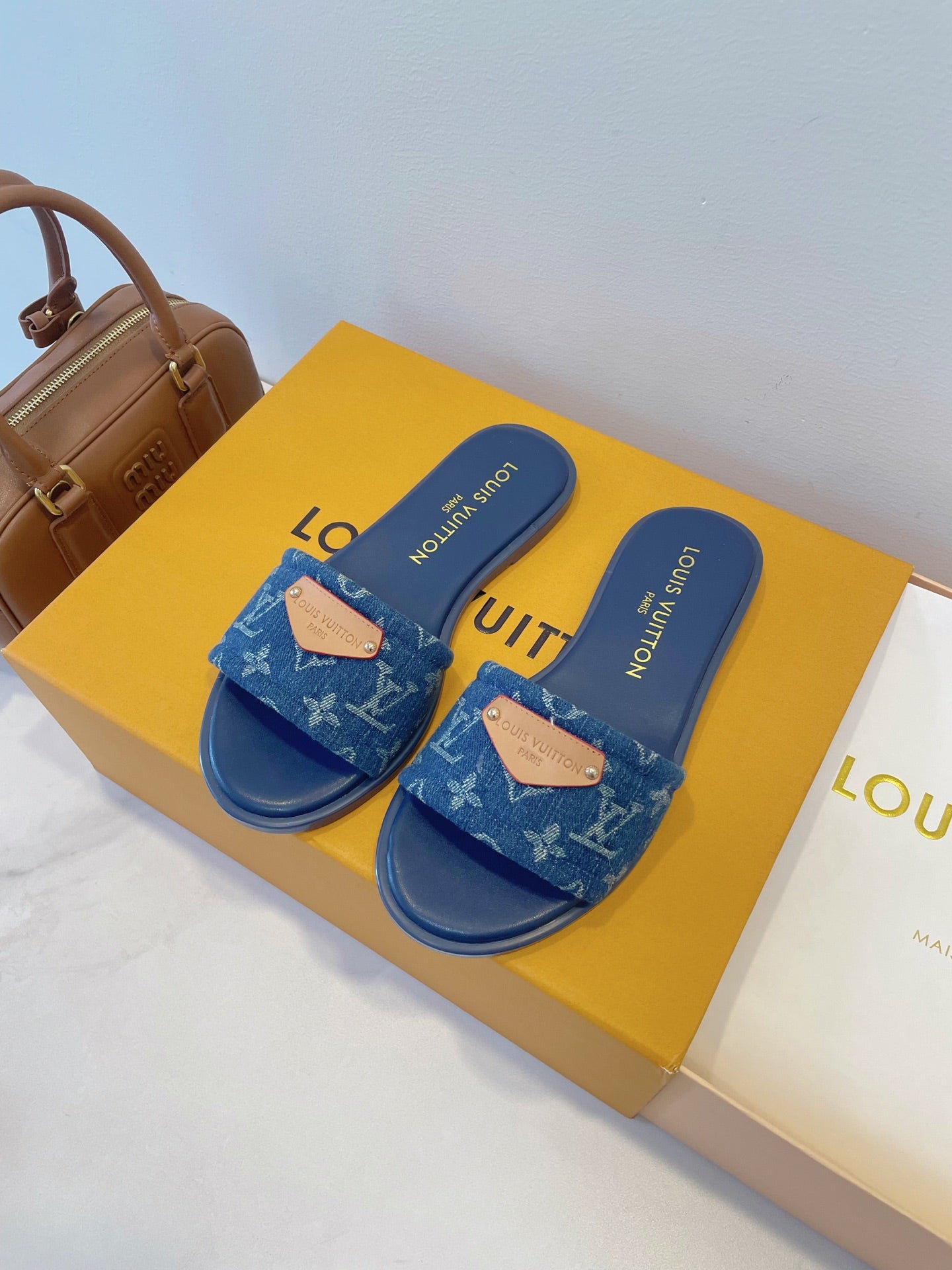 China Replica LV Women Shoes 80usd Only