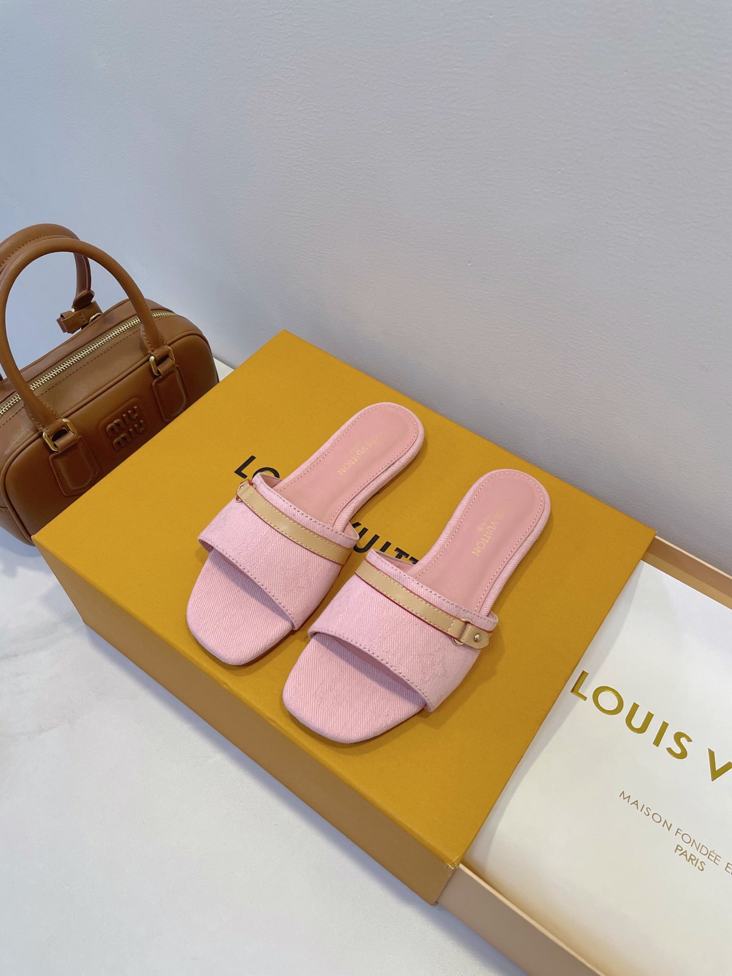 China Replica LV Women Shoes 80usd Only