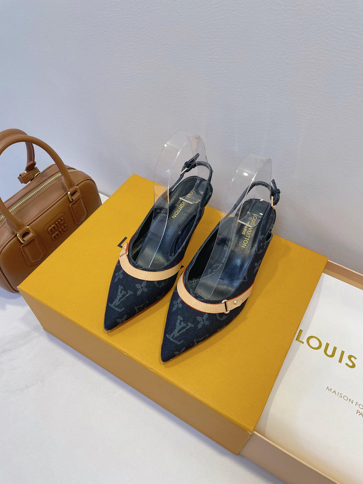 China Replica LV Women Shoes 91usd Only