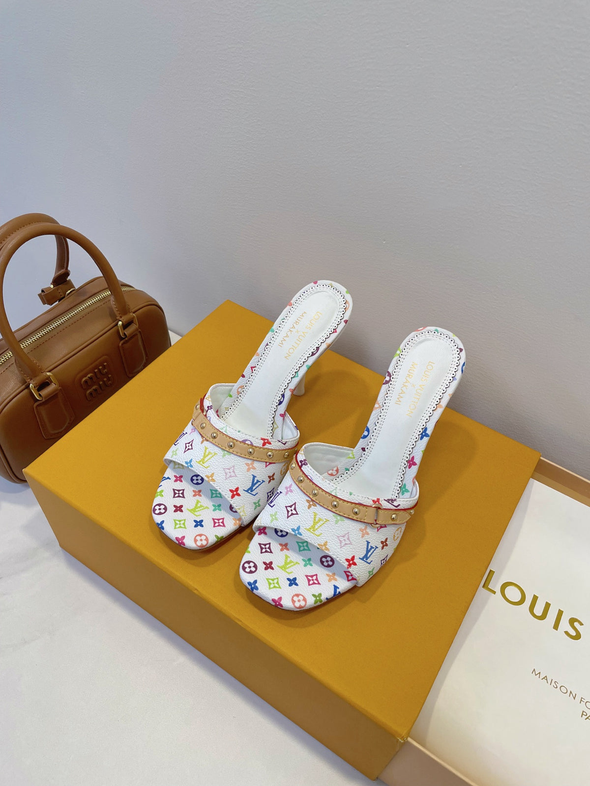 China Replica LV Women Shoes 88usd Only