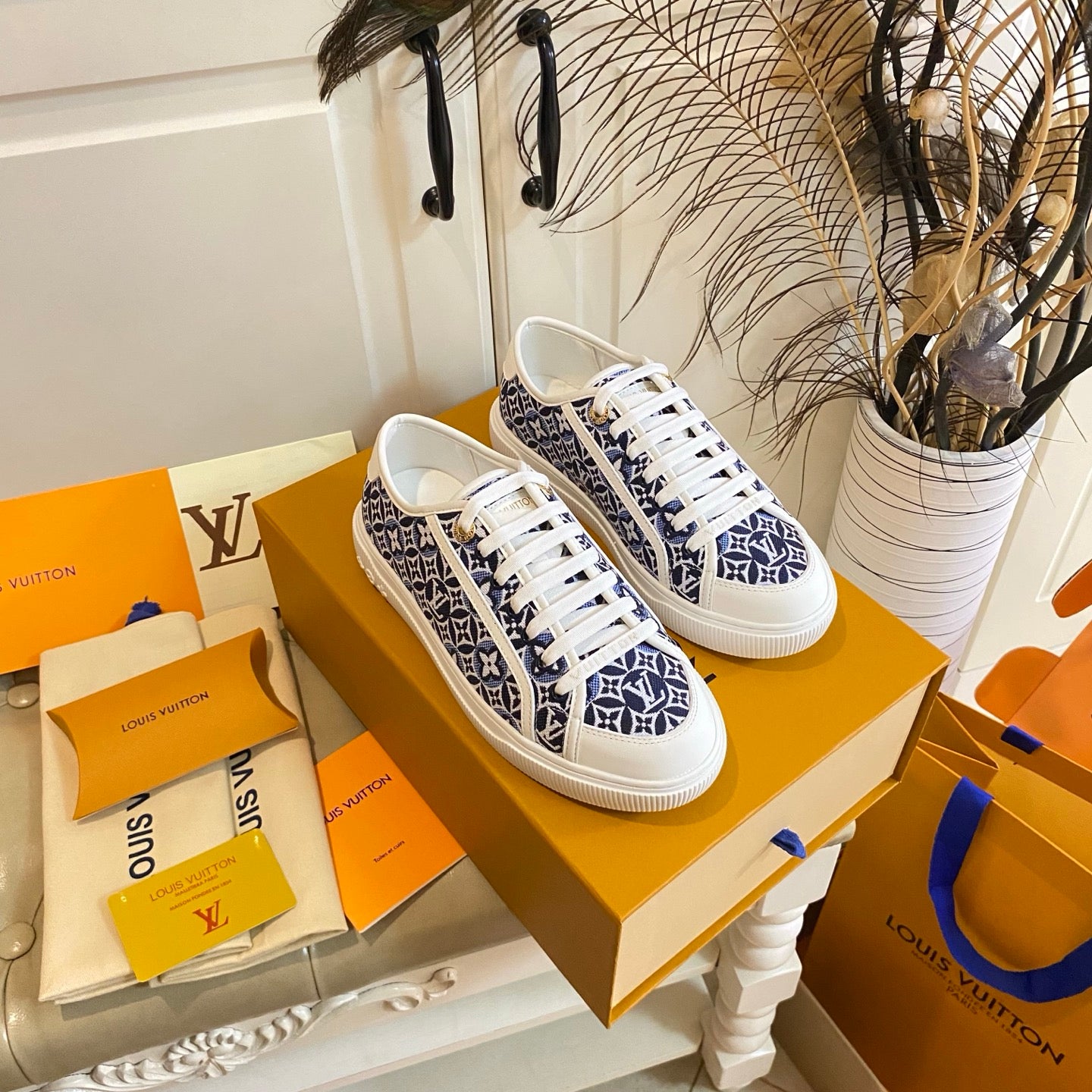 China Replica LV Women Shoes 84usd Only