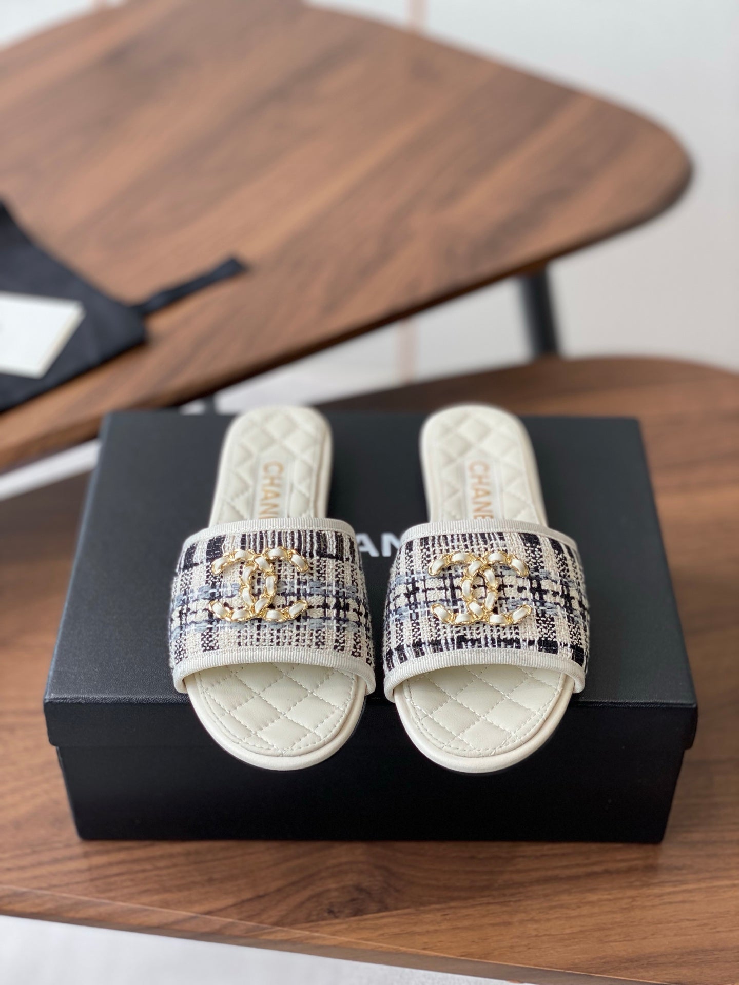 China Replica Chanel Women Shoes 91usd Only