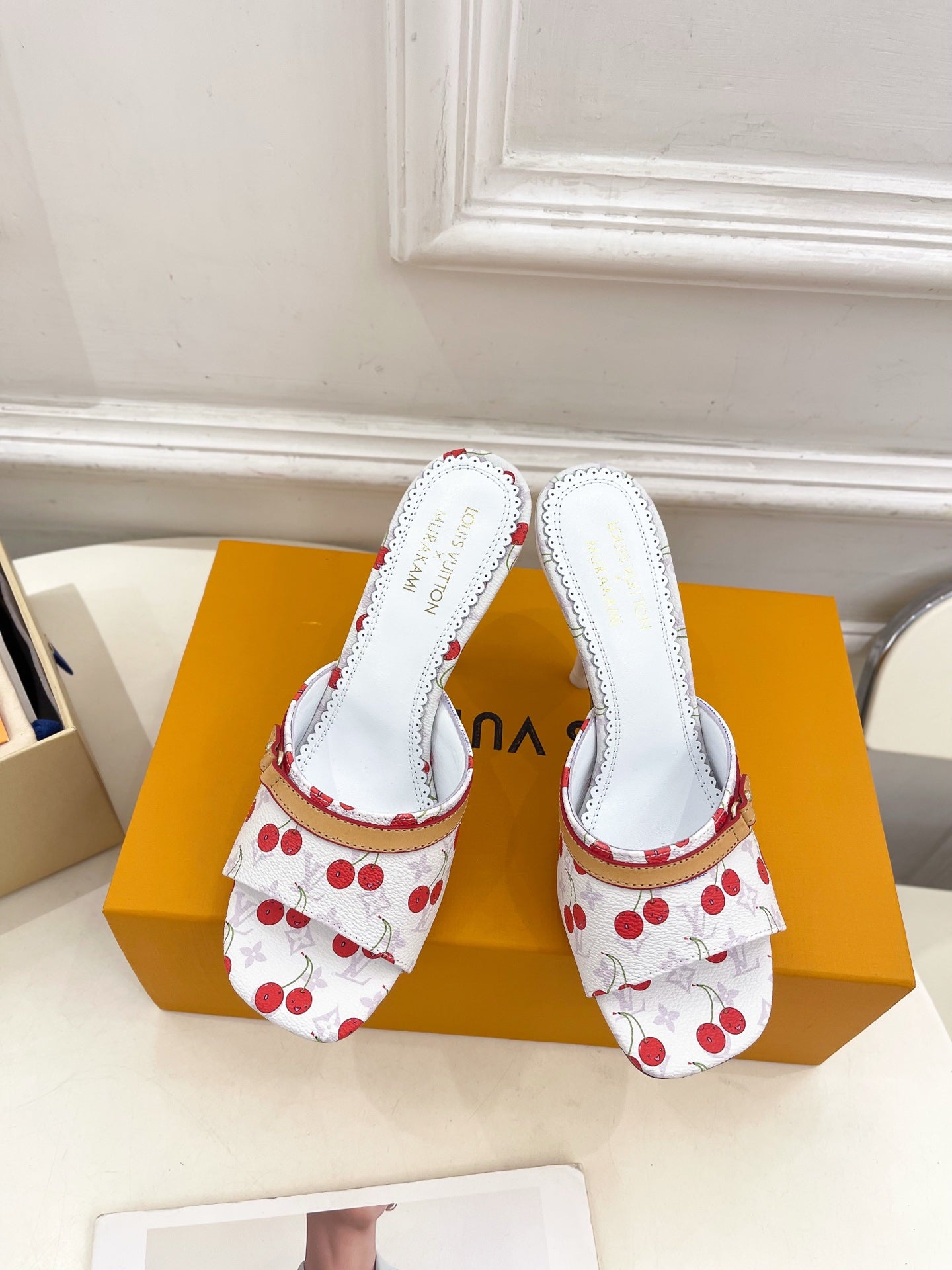 China Replica LV Women Shoes 94usd Only