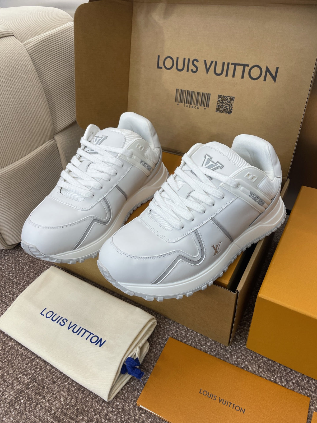 China Replica LV Women Shoes 130usd Only