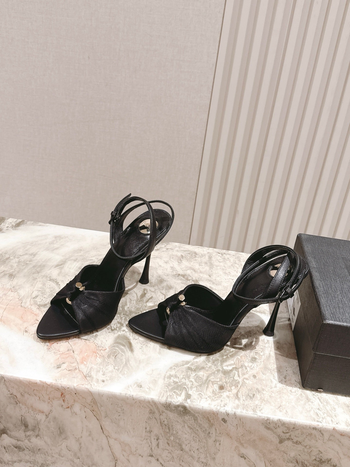 China Replica YSL Women Shoes 112usd Only