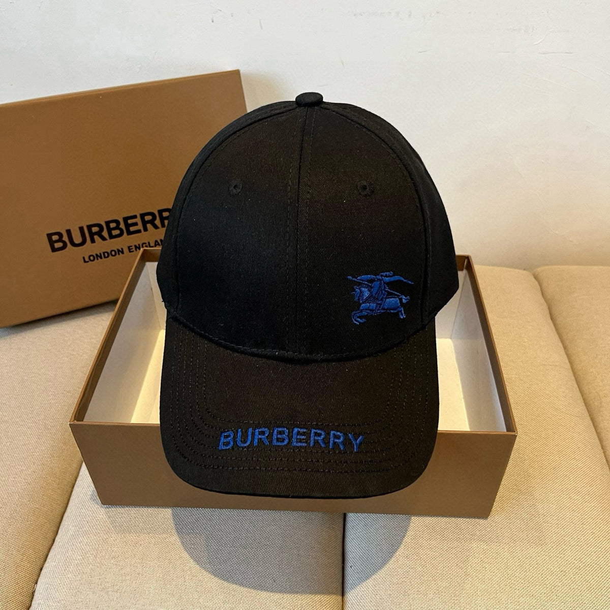 China Replica Burberry Hats 22usd Only