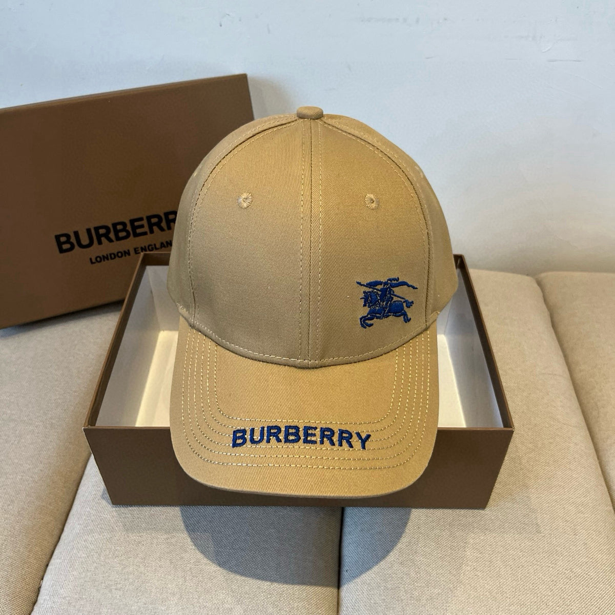 China Replica Burberry Hats 22usd Only
