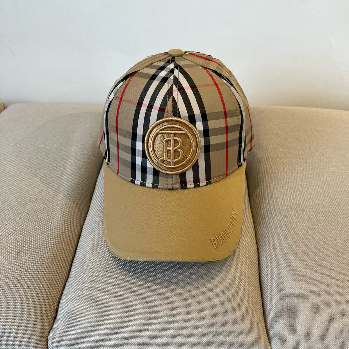China Replica Burberry Hats 22usd Only