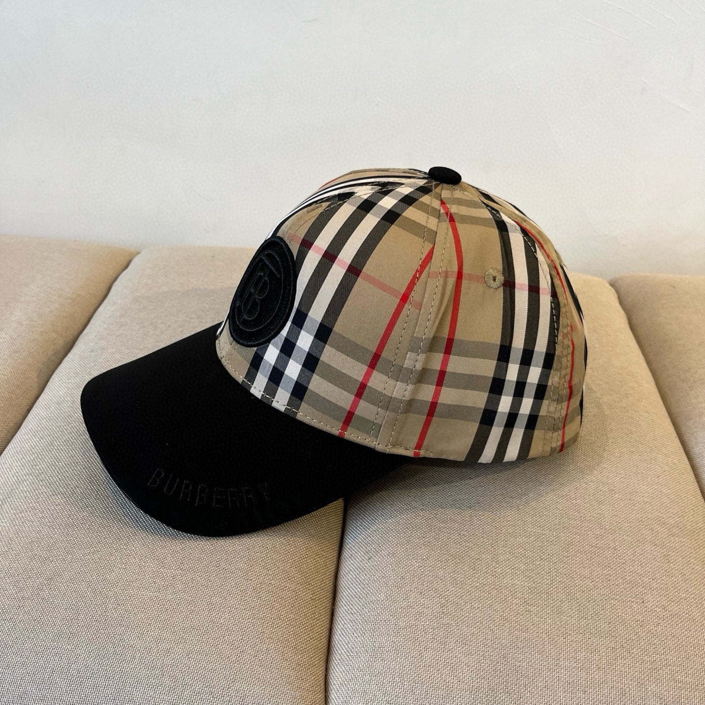China Replica Burberry Hats 22usd Only