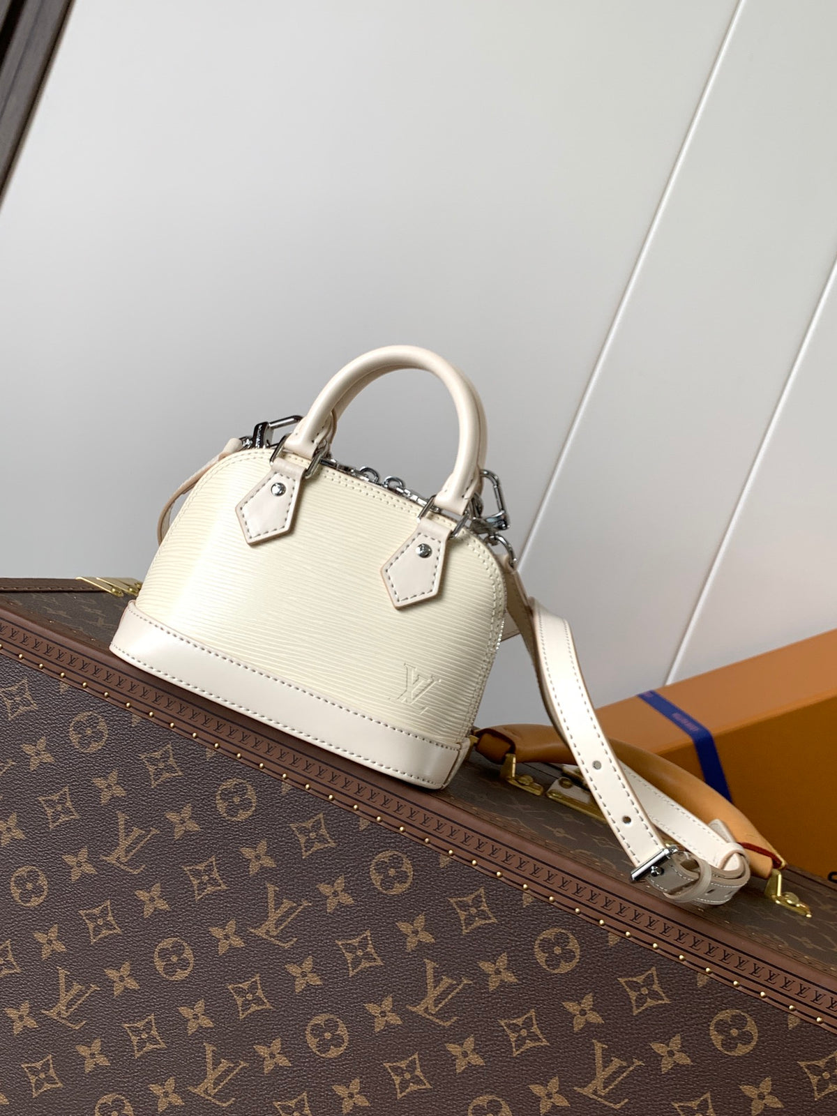 China Replica LV Handbags 150usd Only