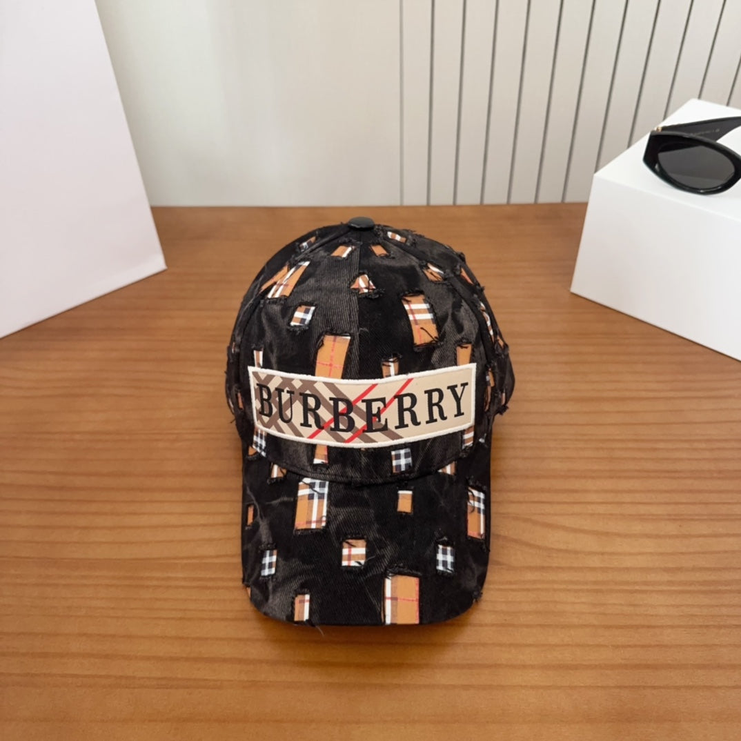 China Replica Burberry Hats 22usd Only