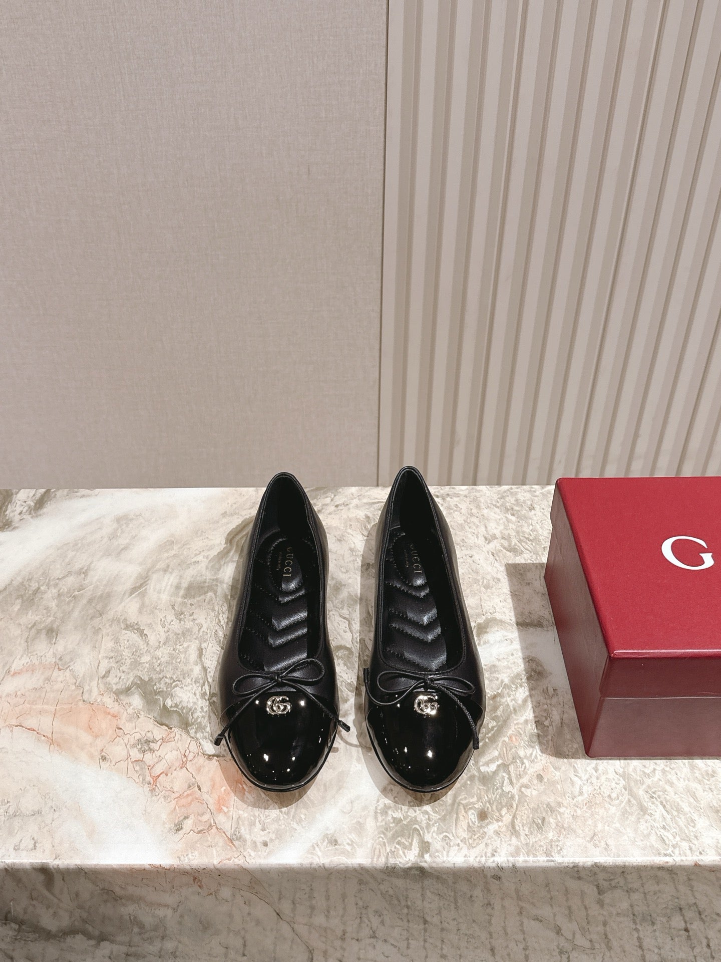 China Replica Gucci Women Shoes 105usd Only