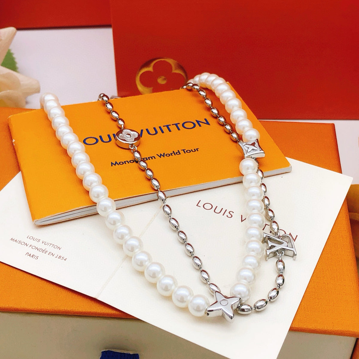 China Replica LV Necklaces 42usd Only