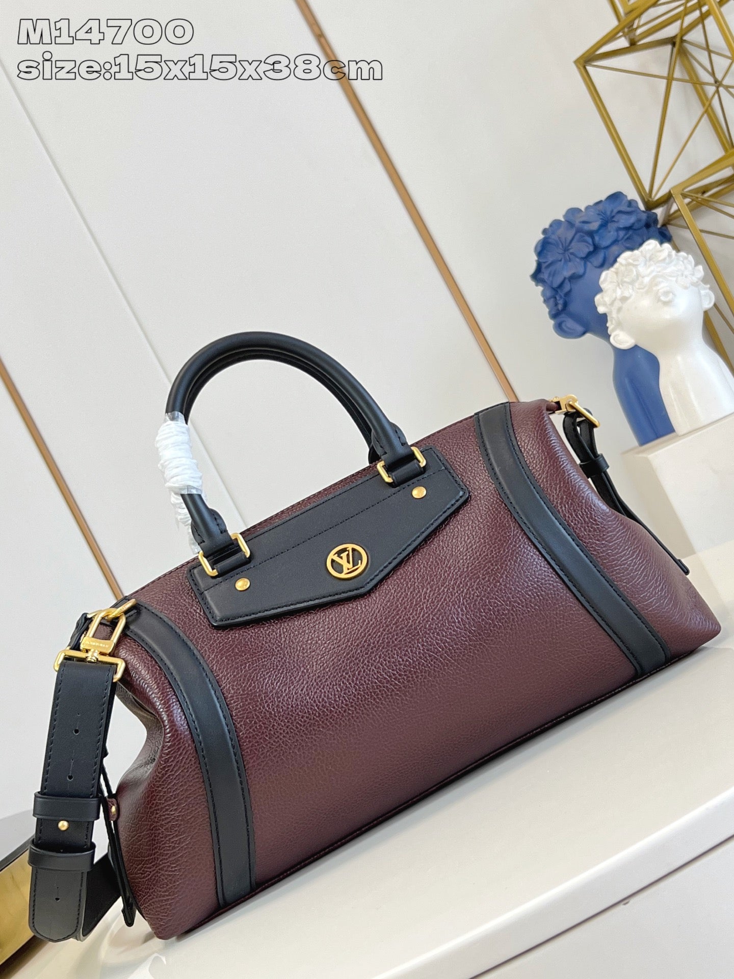 China Replica LV Handbags 273usd Only