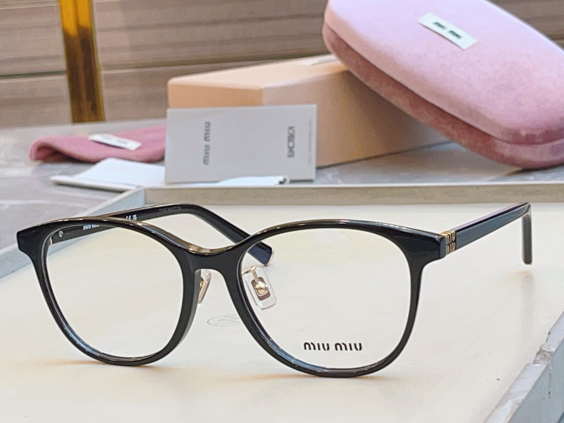 China Replica MiuMiu Sunglasses 40usd Only