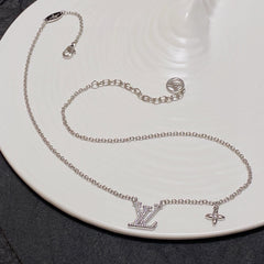 China Replica LV Necklaces 33usd Only