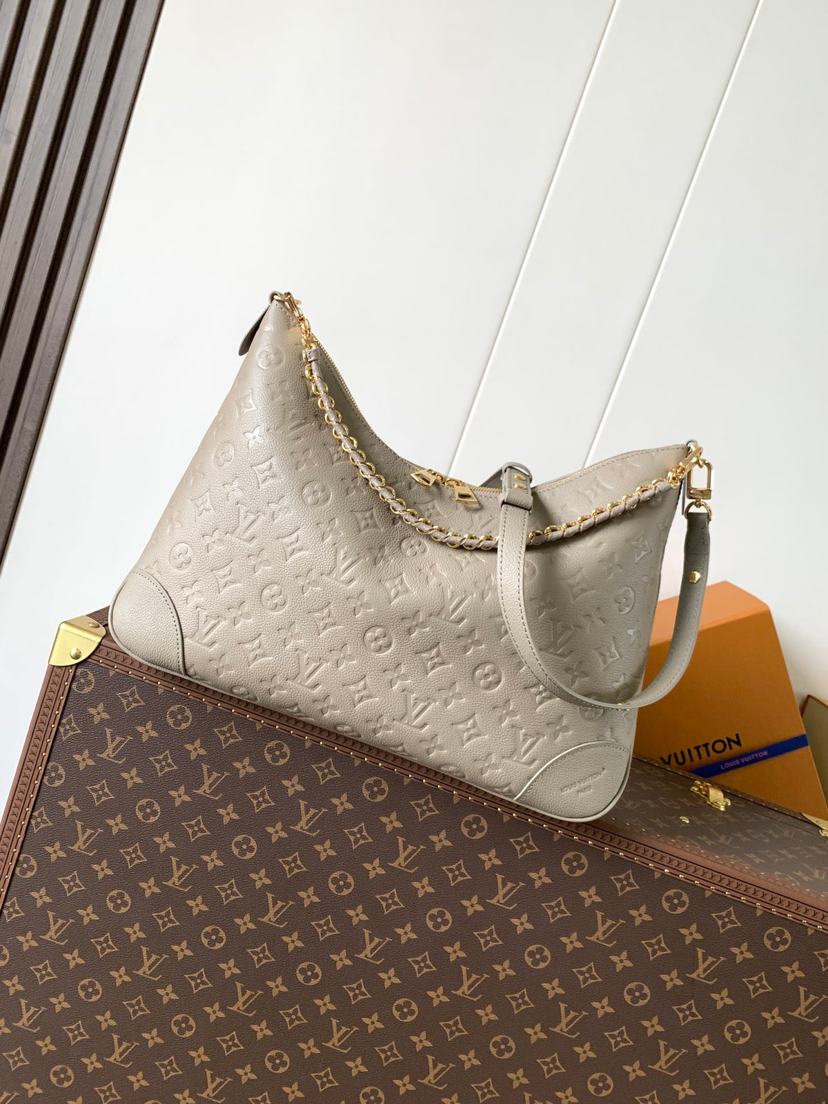 China Replica LV Handbags 183usd Only