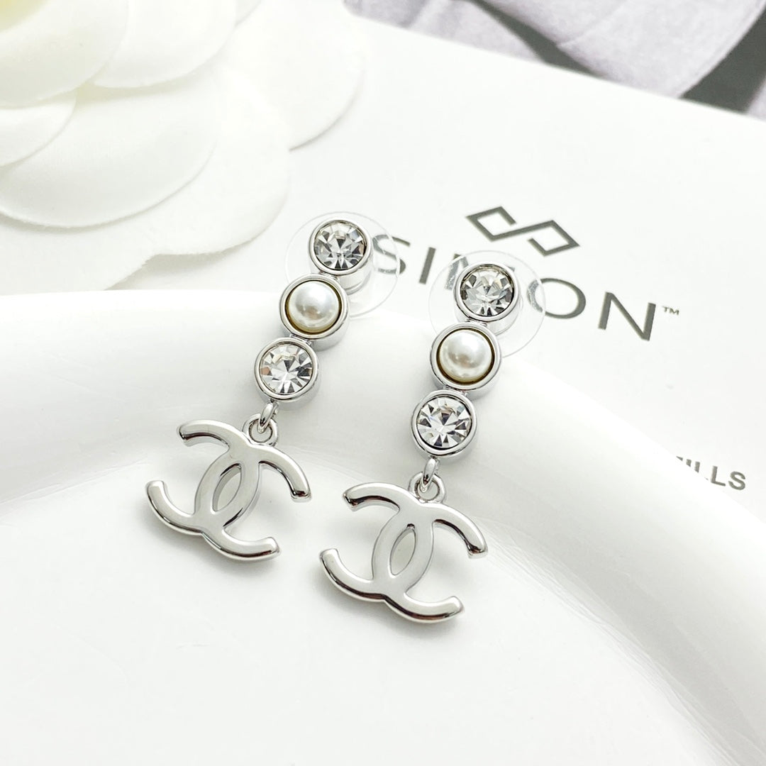 China Replica Chanel Earrings 22usd Only