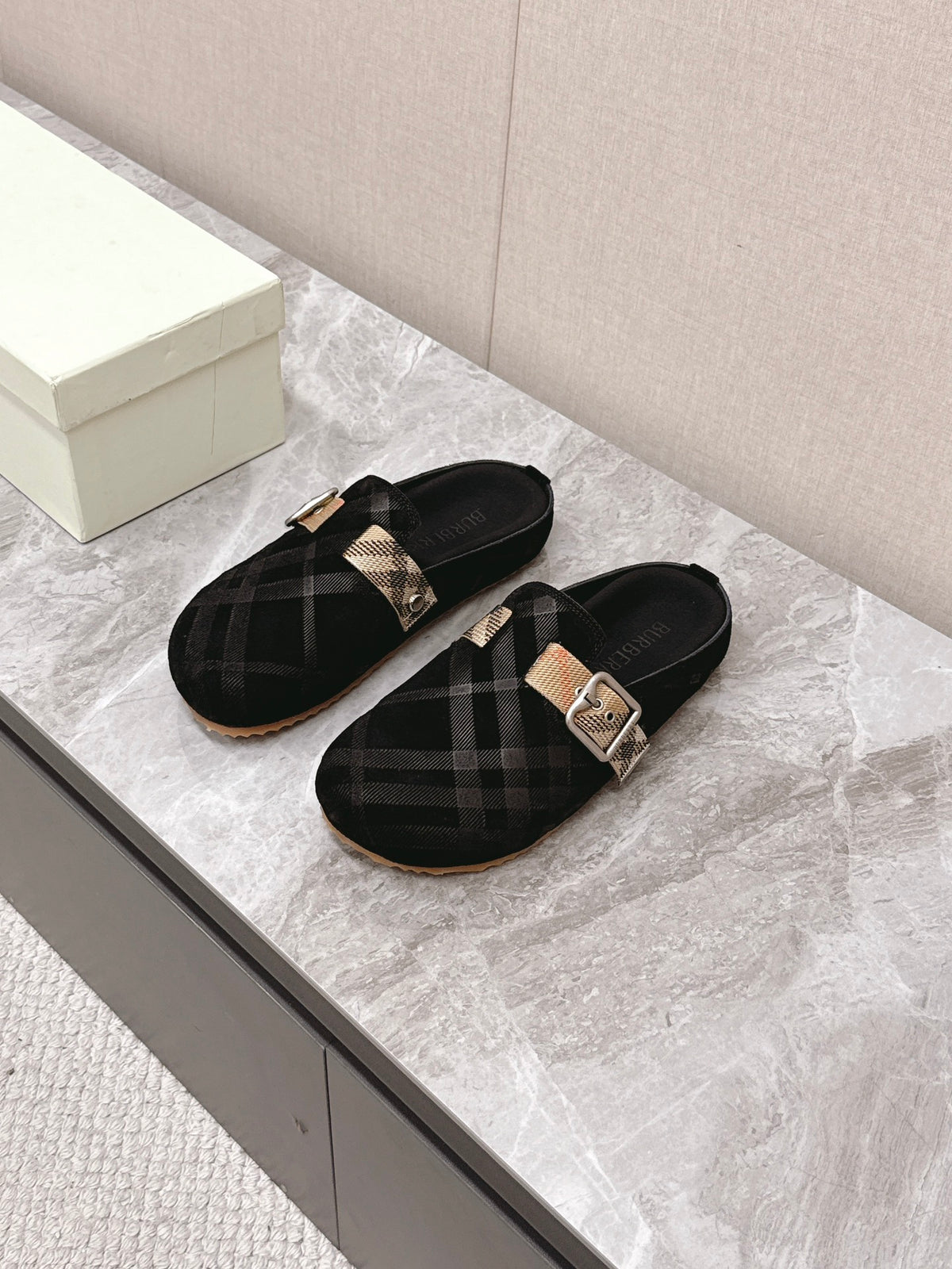 China Replica Burberry Women Shoes 98usd Only