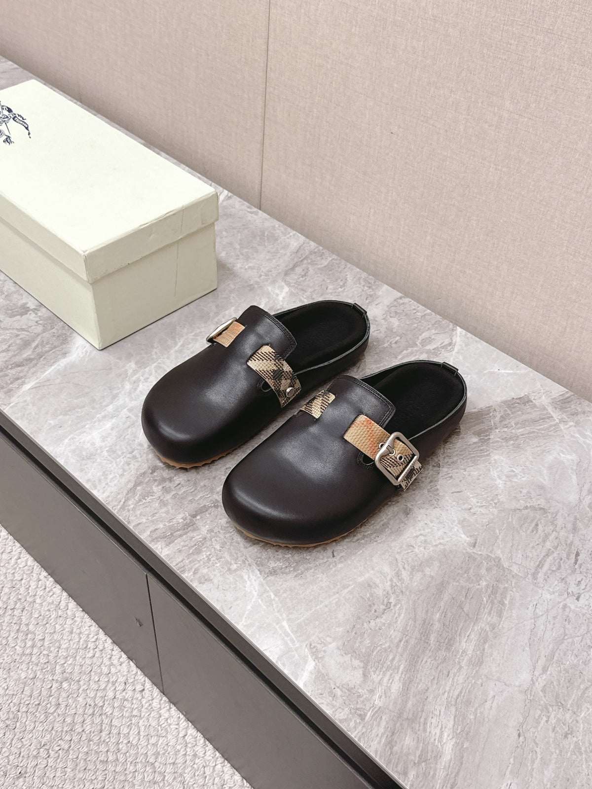 China Replica Burberry Women Shoes 98usd Only
