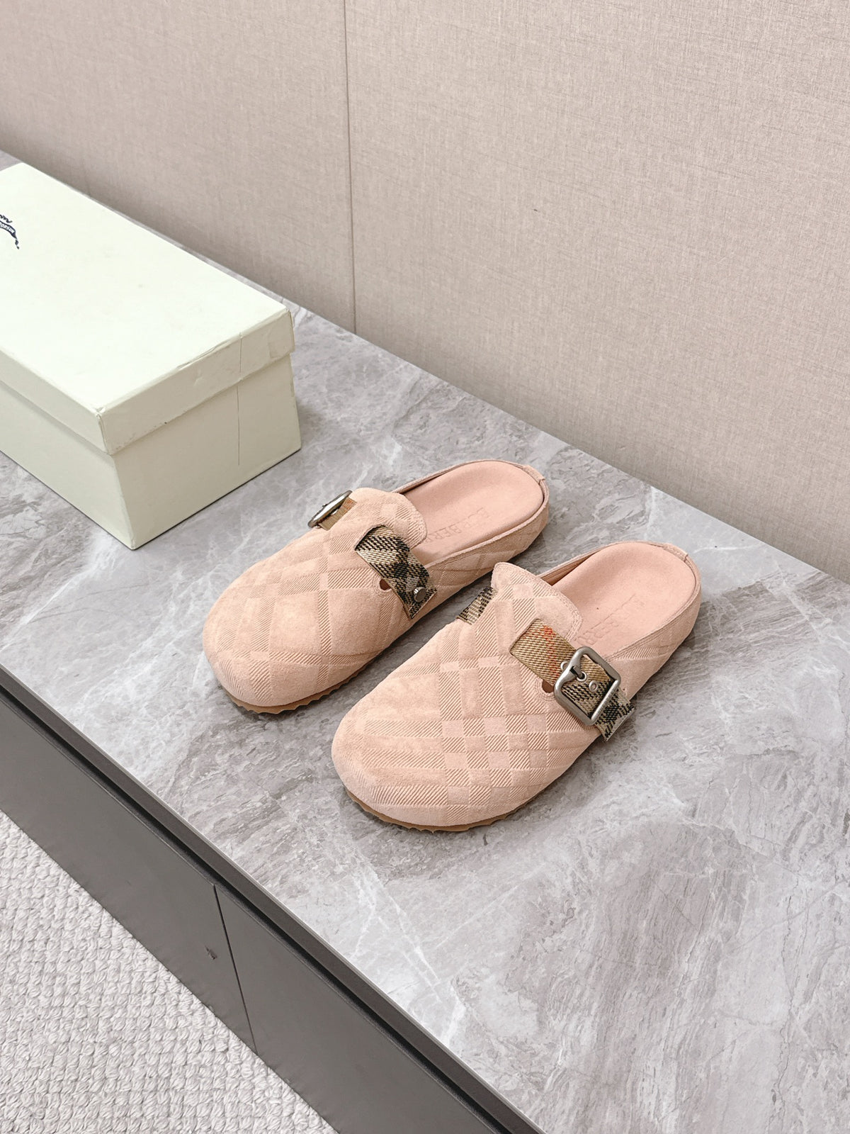 China Replica Burberry Women Shoes 98usd Only