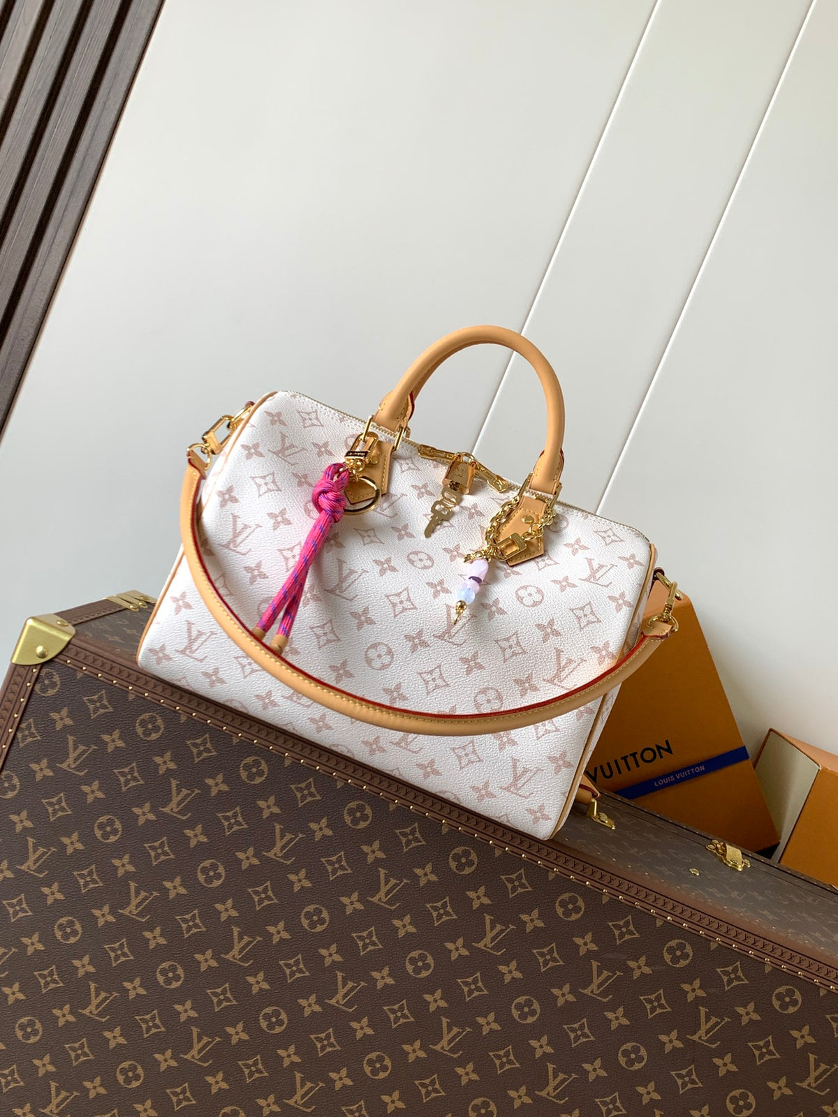 China Replica LV Handbags 174usd Only