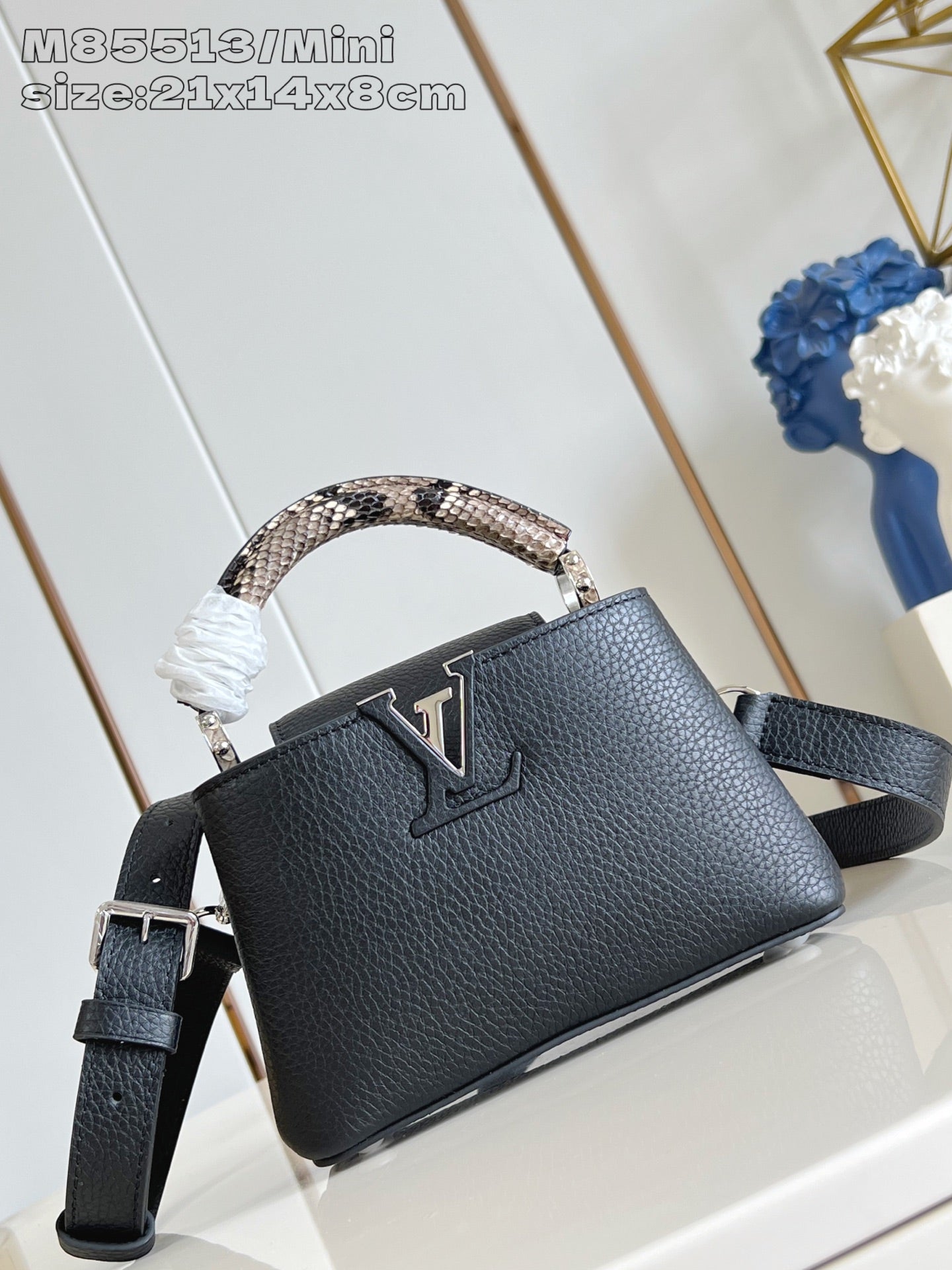 China Replica LV Handbags 300usd Only