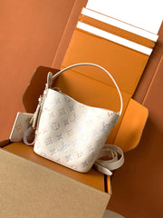 China Replica LV Handbags 264usd Only