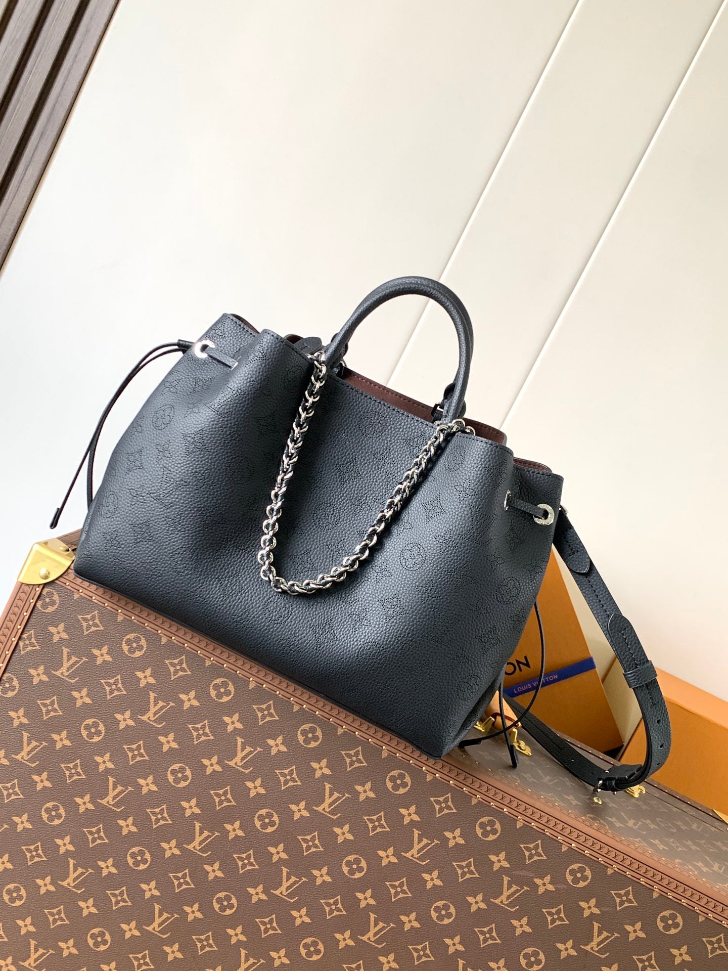 China Replica LV Handbags 189usd Only