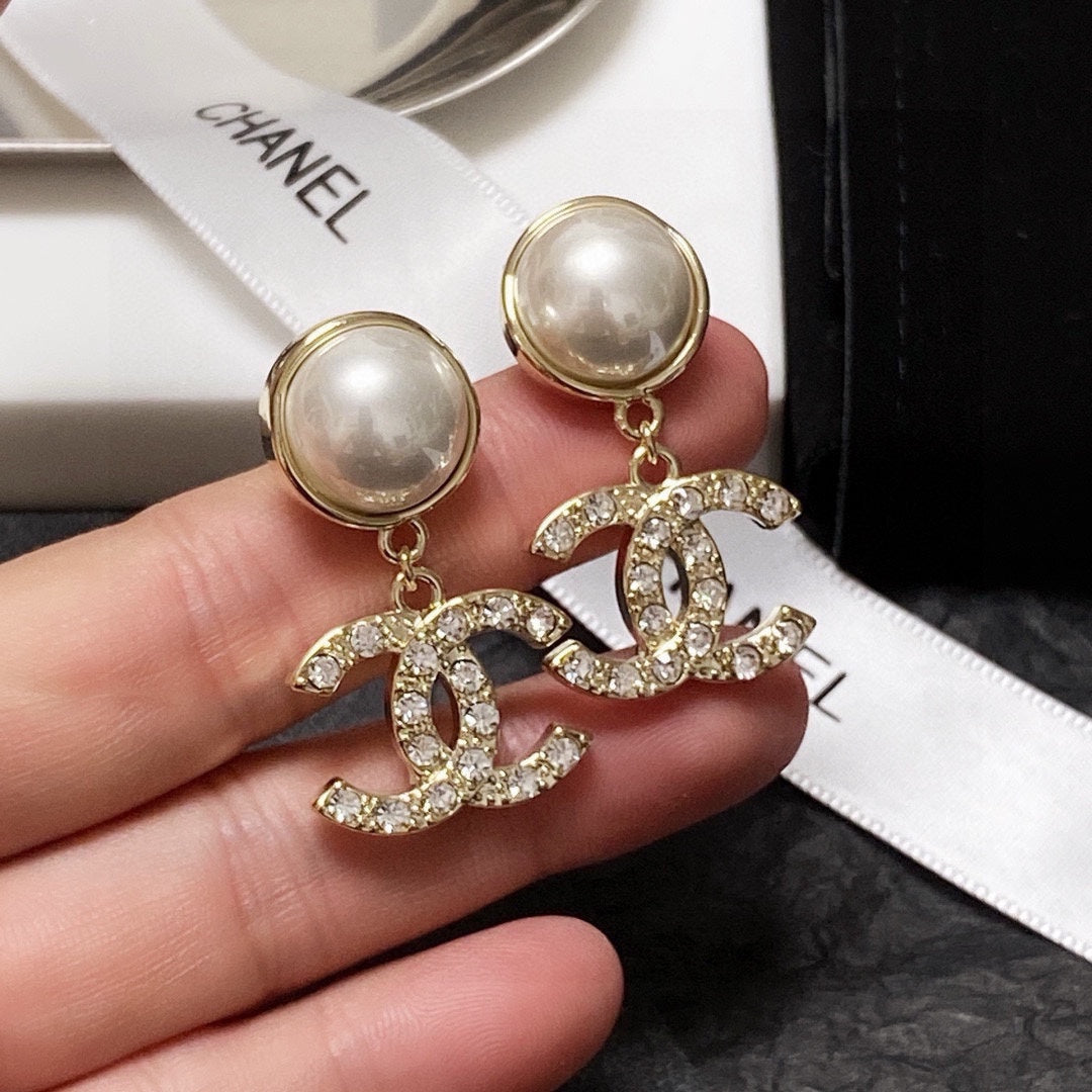 China Replica Chanel Earrings 28usd Only