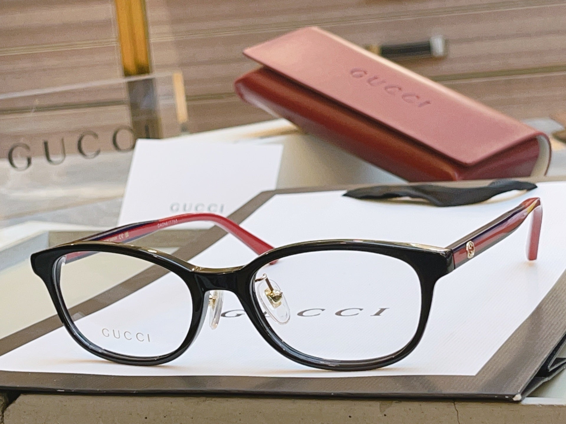China Replica Gucci Sunglasses 40usd Only
