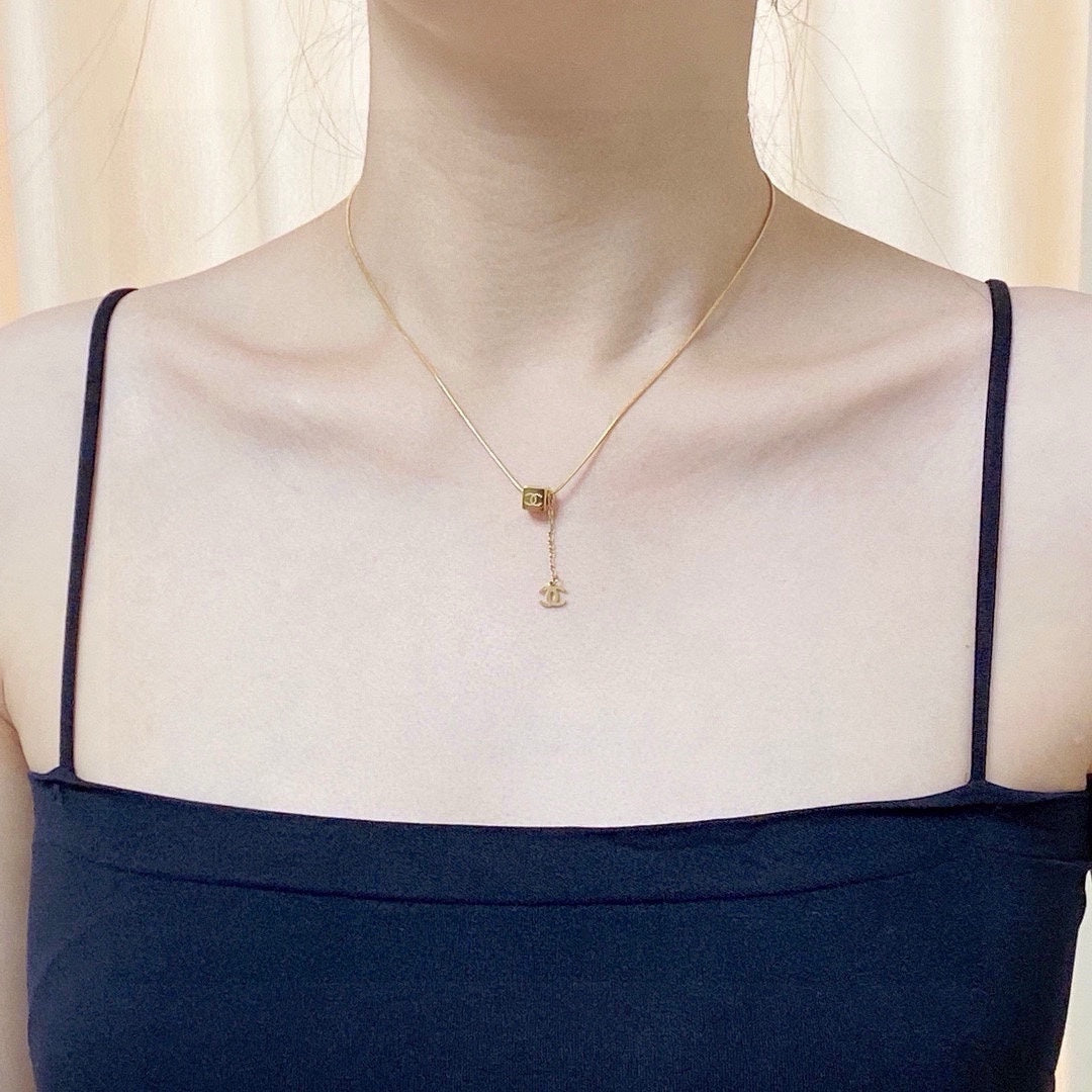 China Replica Chanel Necklaces 27usd Only