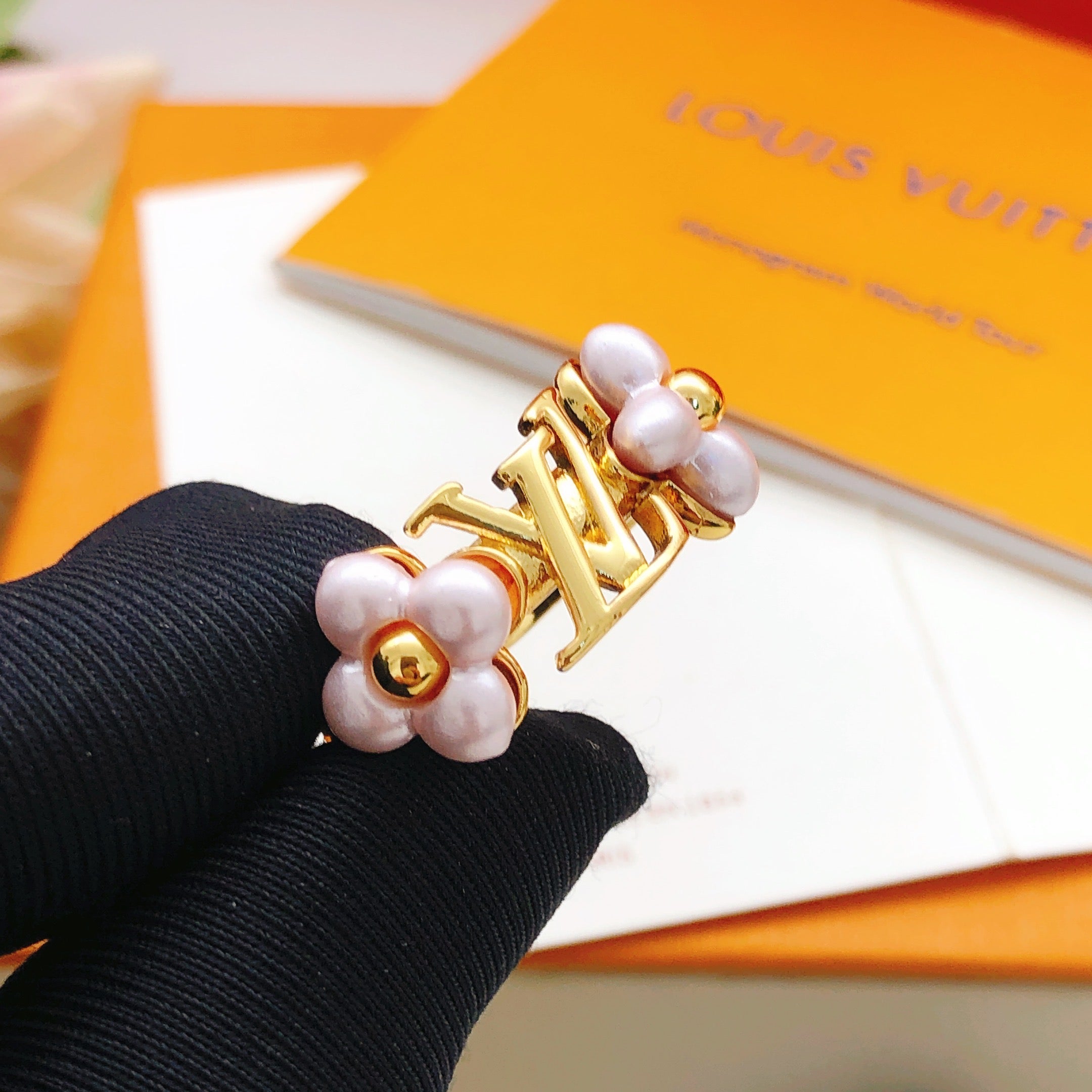 China Replica LV Rings 28usd Only