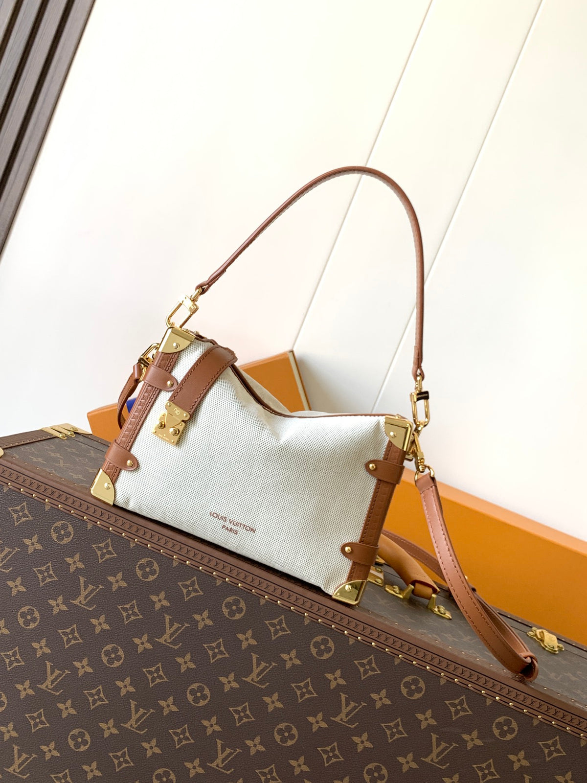 China Replica LV Handbags 171usd Only