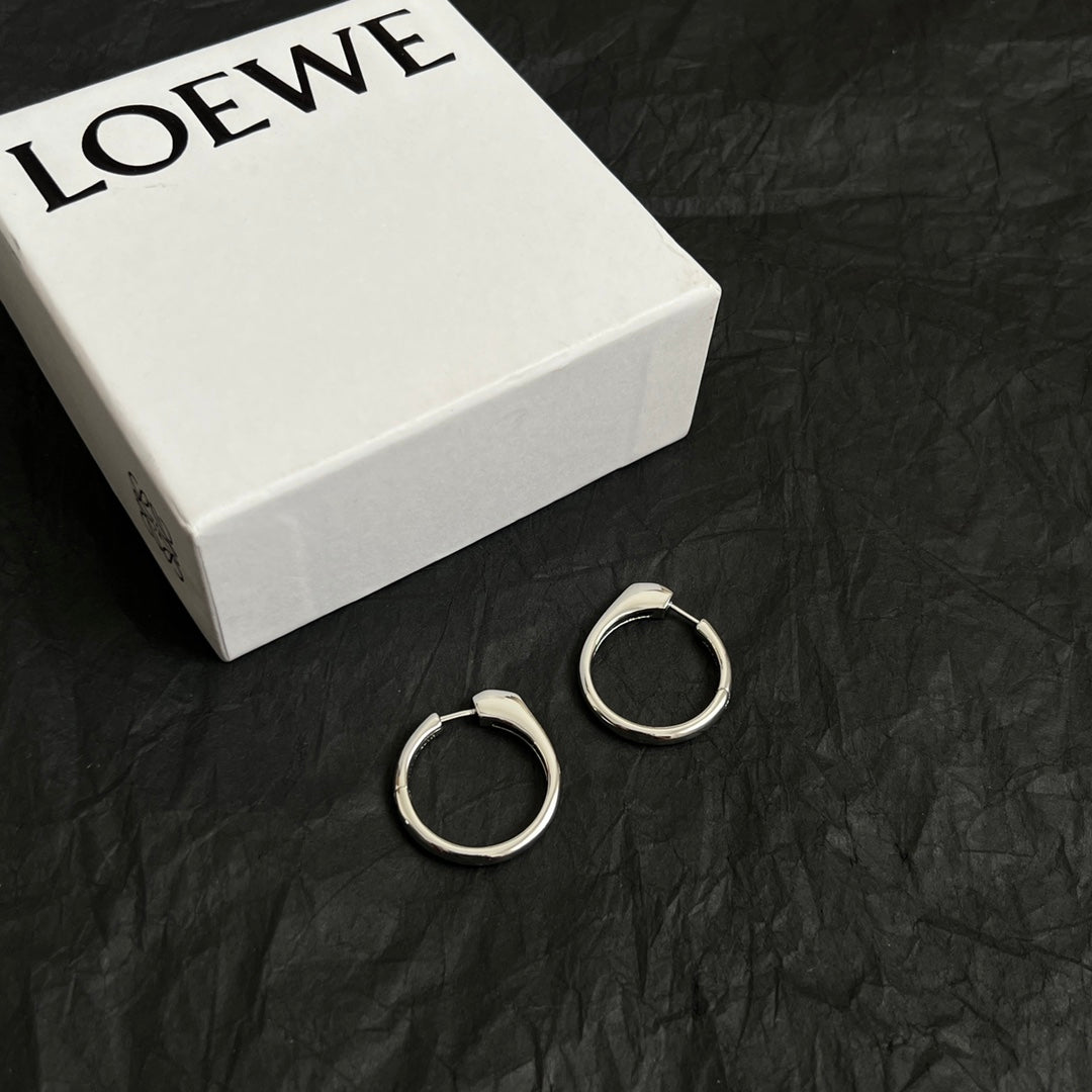 China Replica Loewe Earrings 32usd Only
