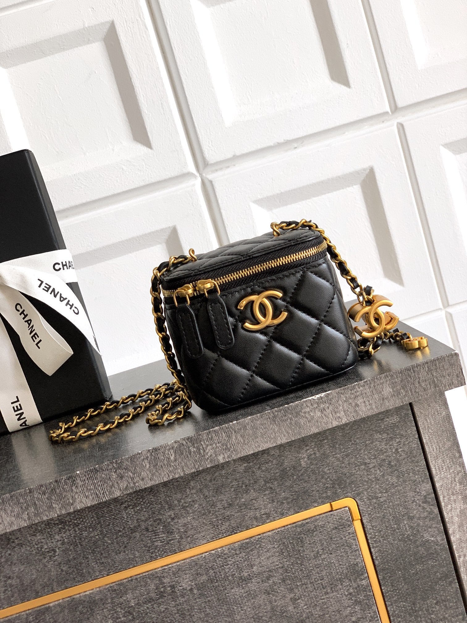 China Replica Chanel Handbags 240usd Only