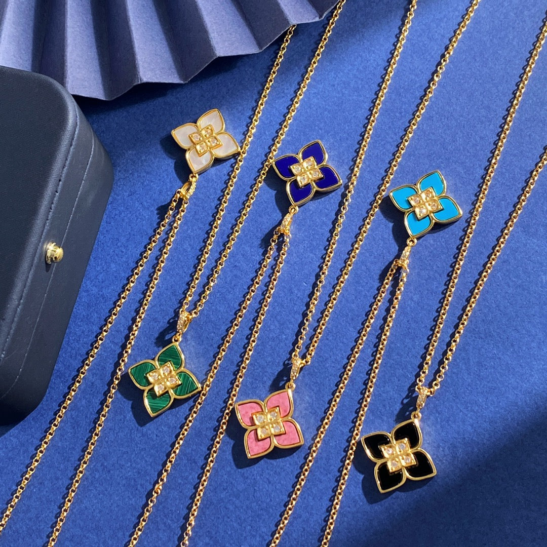 China Replica Van Cleef Arpels Necklaces 36usd Only