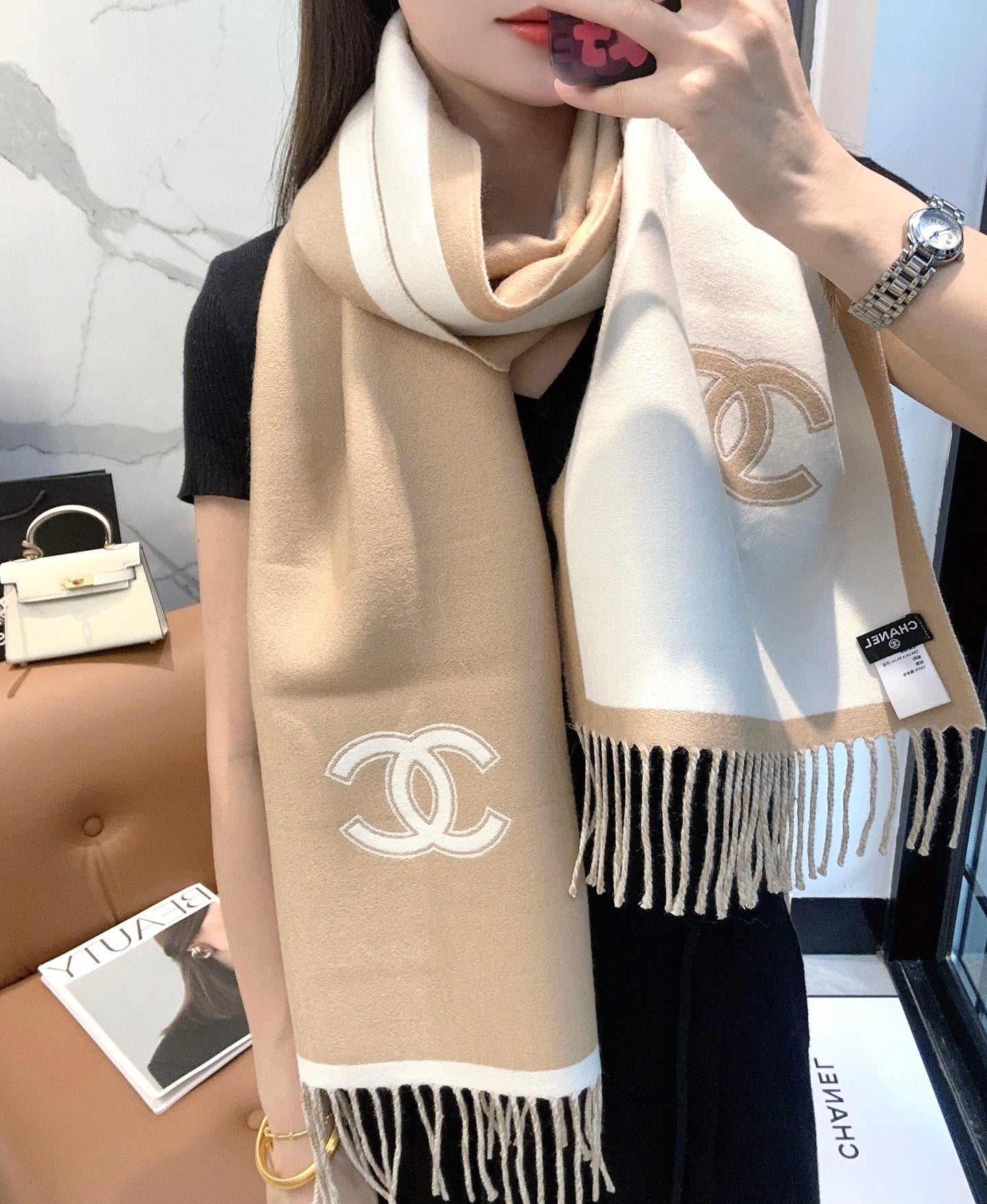 China Replica Gucci Scarf 44usd Only