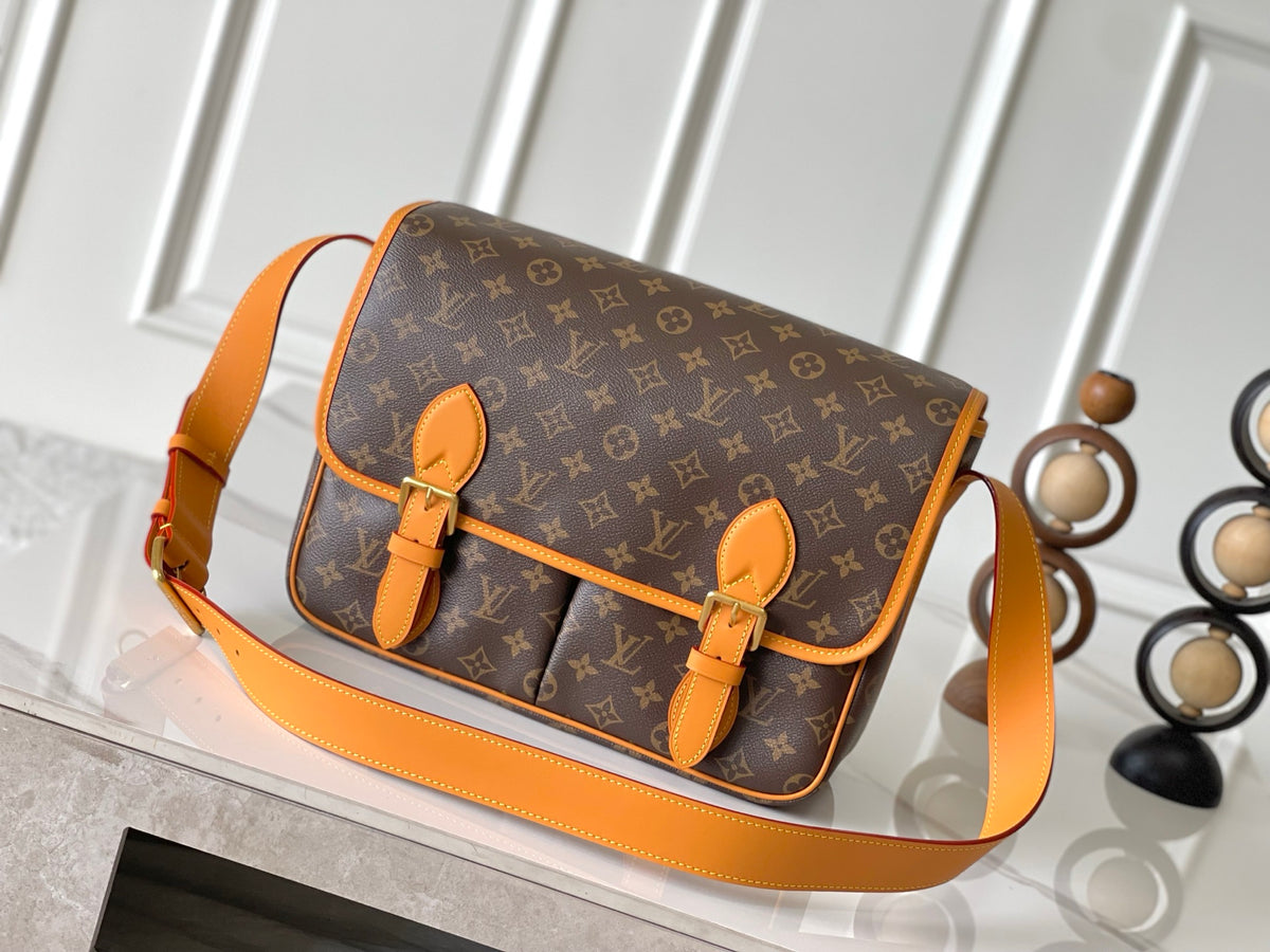 China Replica LV Handbags 180usd Only