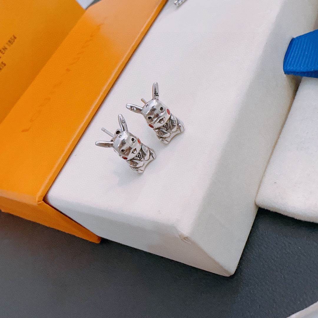 China Replica LV Earrings 25usd Only